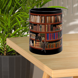 Mugg för bokhylla med katt